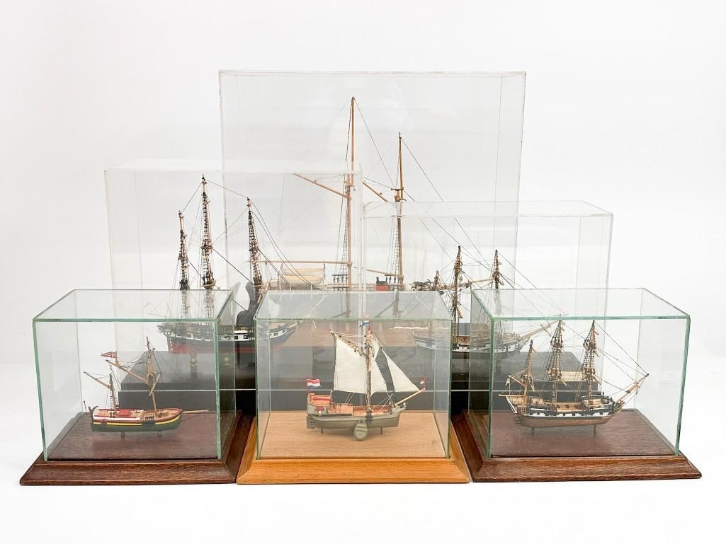 Lot of 6 Vintage Model Ships (1 of 7)