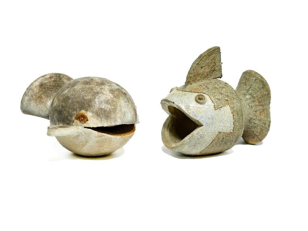 Maker Unknown Pair Midcentury Studio Pottery Stoneware Fish (1 of 4)