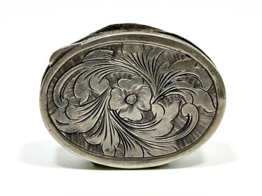 Vintage Italian 800 Silver Engraved Pillbox