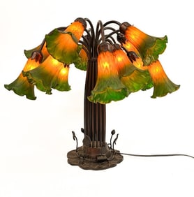 Tiffany Style Metal and Resin Tulip Table Lamp