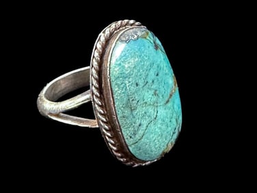 Vintage Turquoise and Silver Ring Size 8.25
