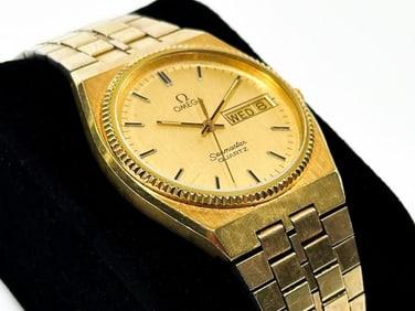 Vintage Omega Seamaster Mens Cal. 1425 Quartz Wristwatch