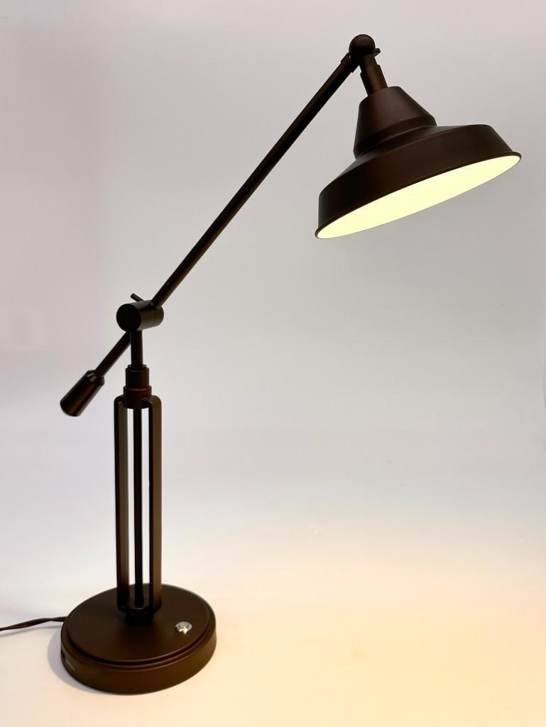 Adjustable Metal Desk Lamp (1 of 4)