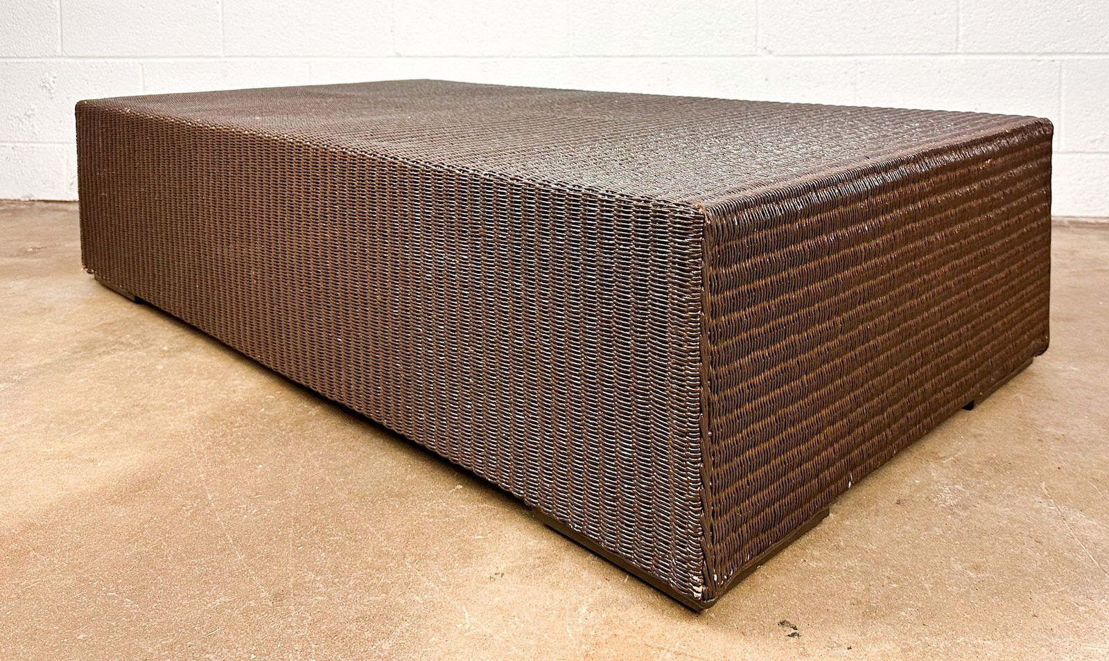 Janus et Cie Rectangular Wicker Coffee Table (1 of 7)