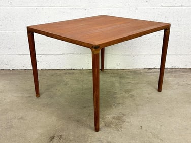 Midcentury Danish Modern Teak Side Table, Schwartz