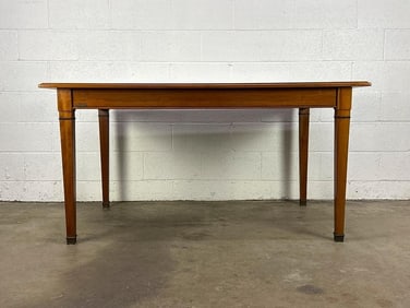 Grange Expandable Butterfly Leaf Dining Table