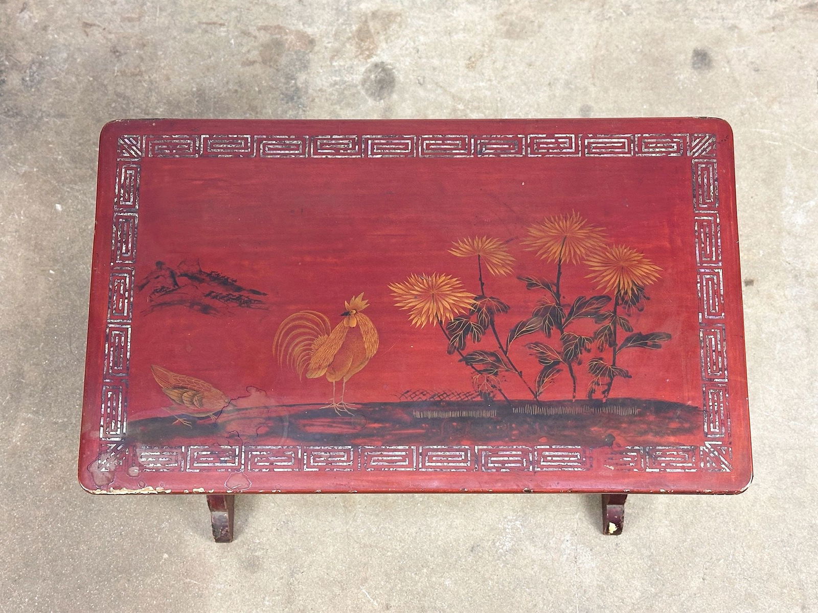 Red Lacquered Nesting Tables With Abalone Inlay - 3