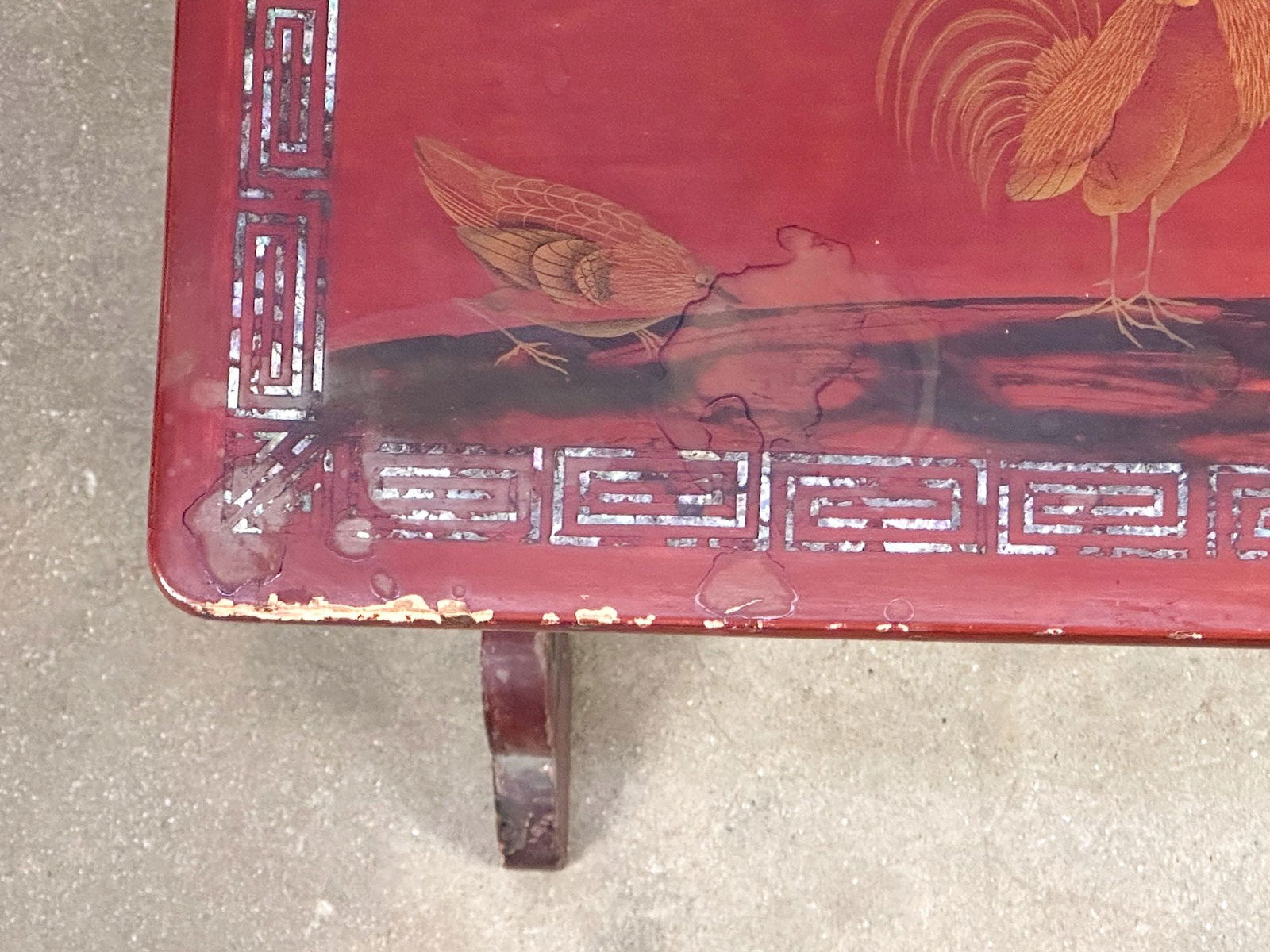 Red Lacquered Nesting Tables With Abalone Inlay - 4