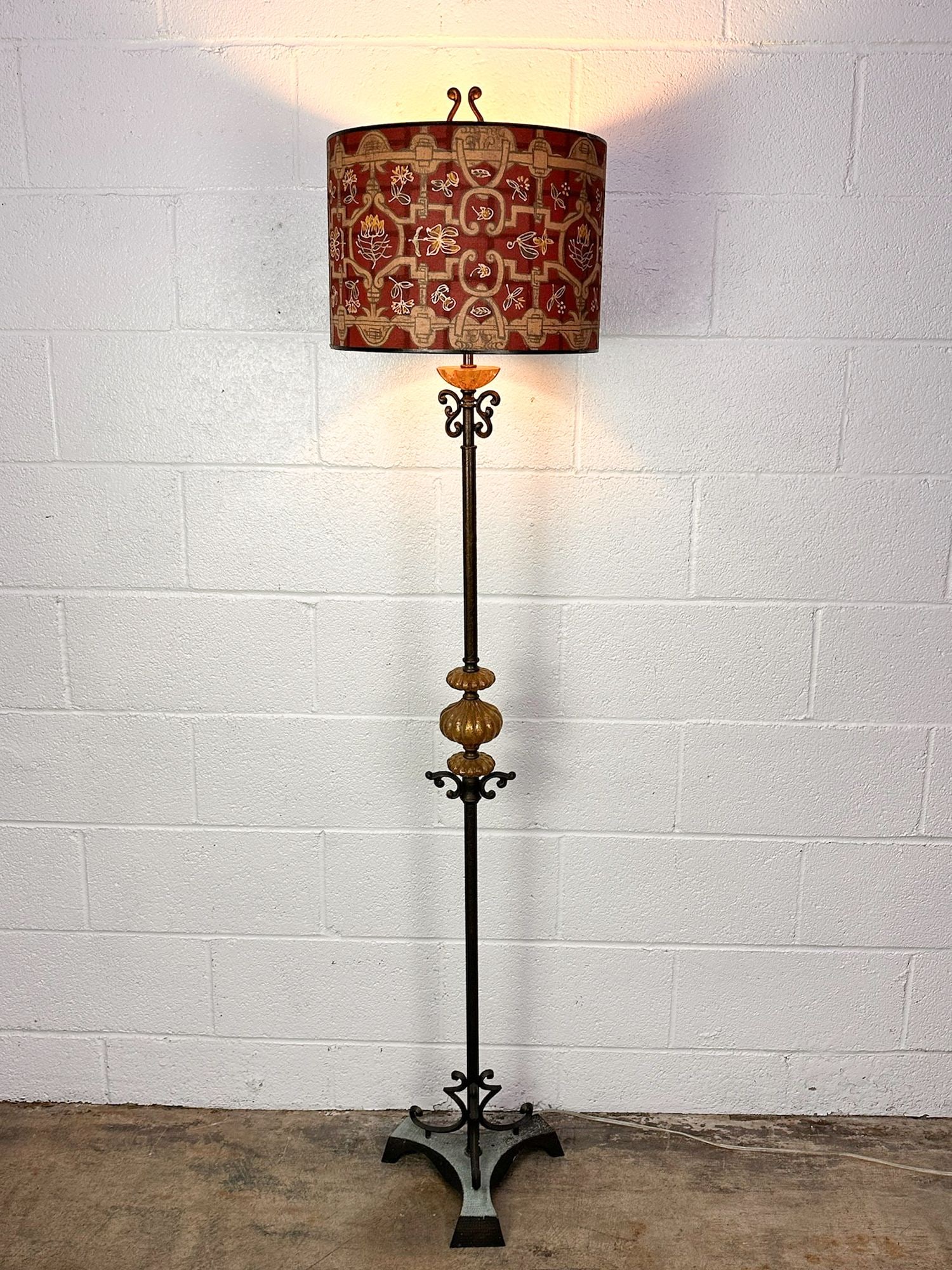 Vintage Floor Lamp W/ Cast Resin And Bent Metal Accents (1 of 3)