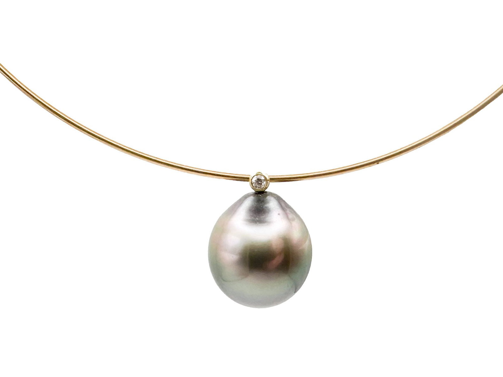 14K Gold Tahitian Pearl & Diamond Collar Necklace: 14K yellow gold collar necklace featuring a Tahitian pearl pendant with a diamond accent. Marked 'M'. Pendant measures approximately 3/4 inches long. Weighs 15 grams.