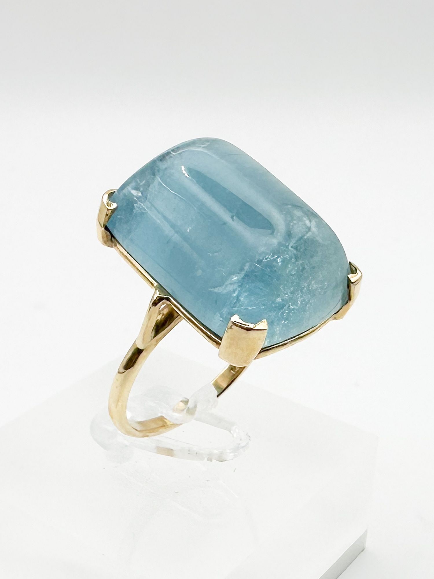 14K Yellow Gold Aquamarine Cocktail Ring, Size 9 (1 of 6)