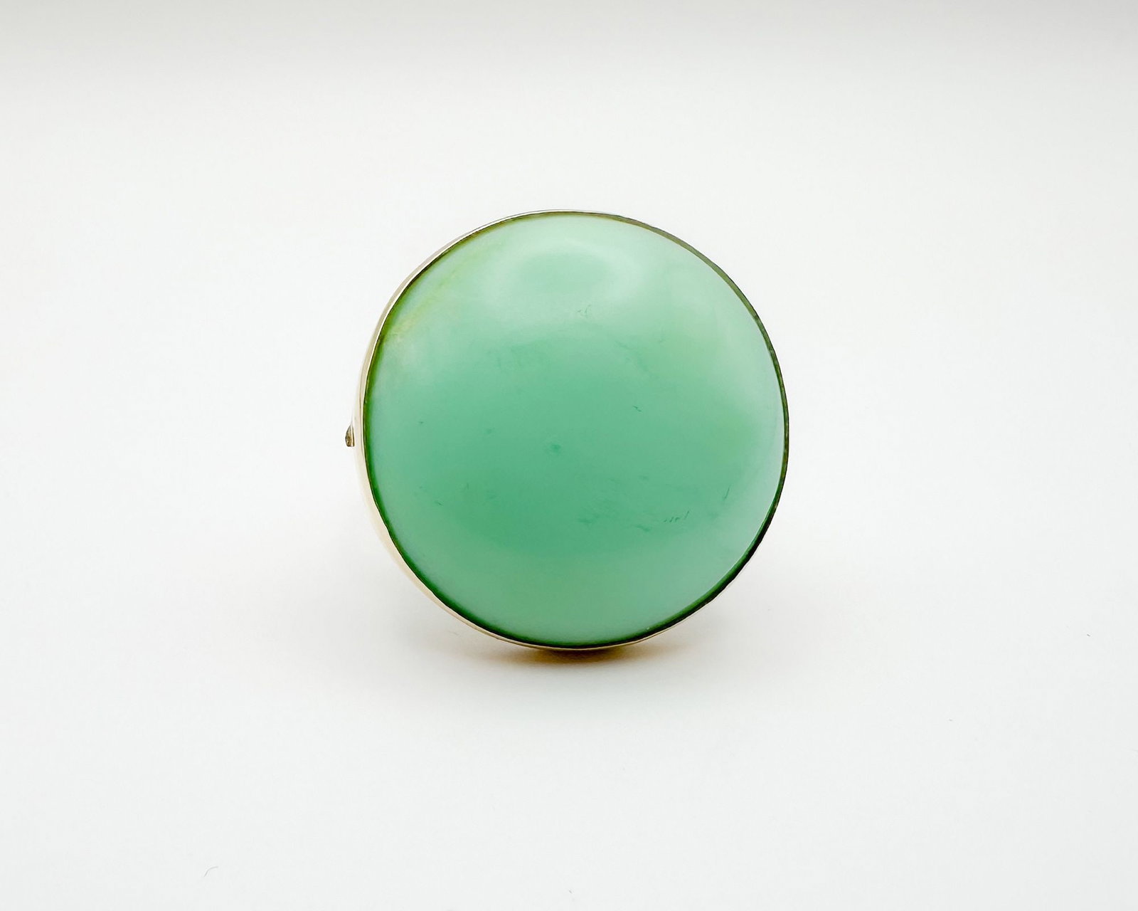 14K Yellow Gold Ring With Green Stone, Size 9.5 (1 of 2)