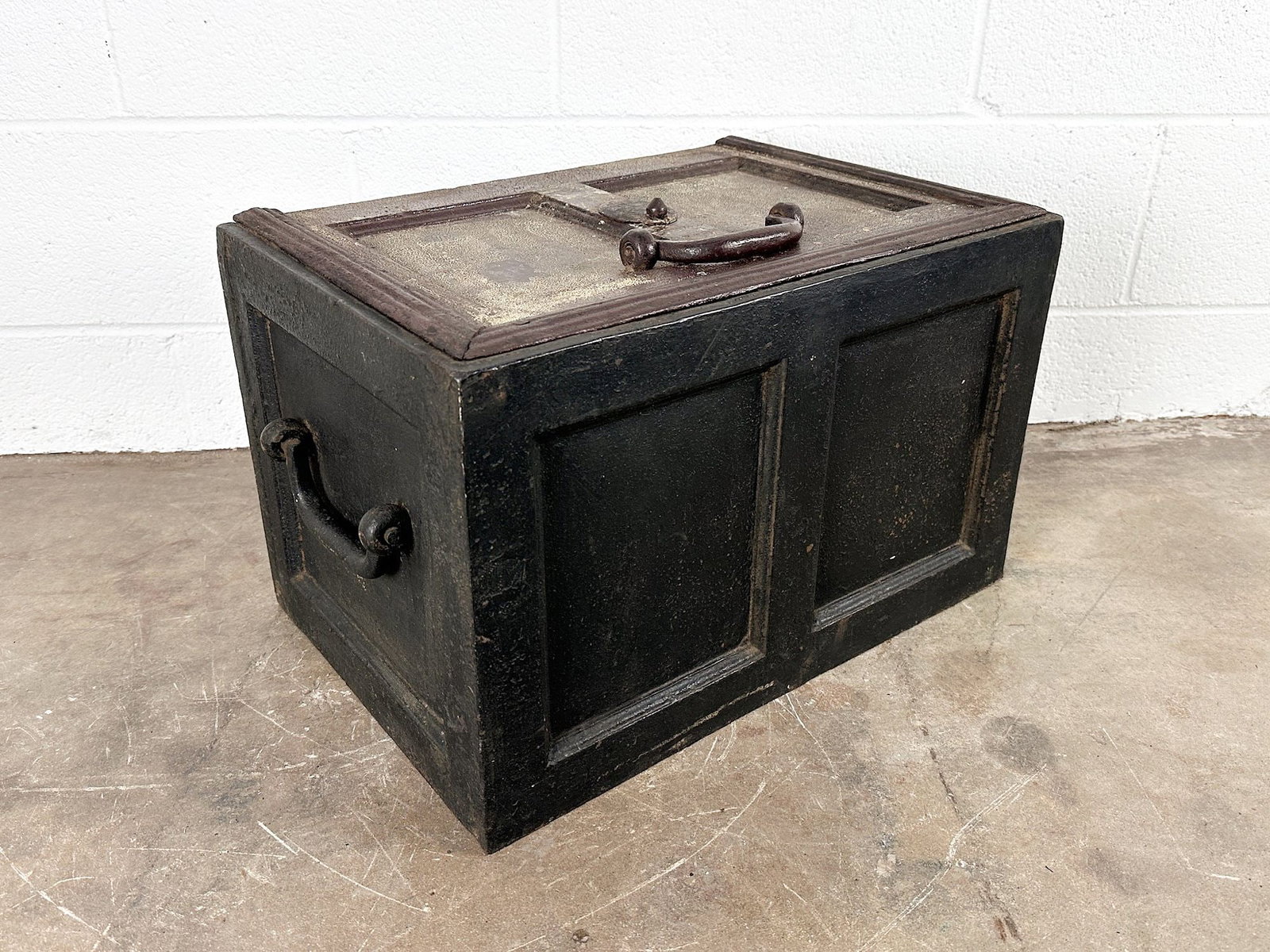 Antique Cast Iron Strong Box Safe with Key (1 of 7)