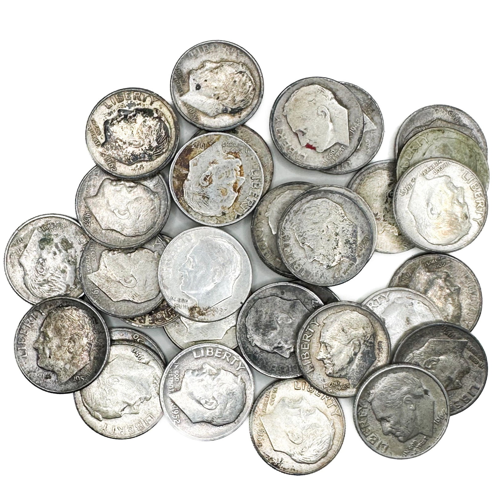 32 Roosevelt Silver Dimes: Thirty-two pre-1965 Roosevelt dimes. A circulated group of early Roosevelt issues. Shipping & Handling. All lots won by the same bidder are combined into one shipment via USPS Priority Mail (tracking 