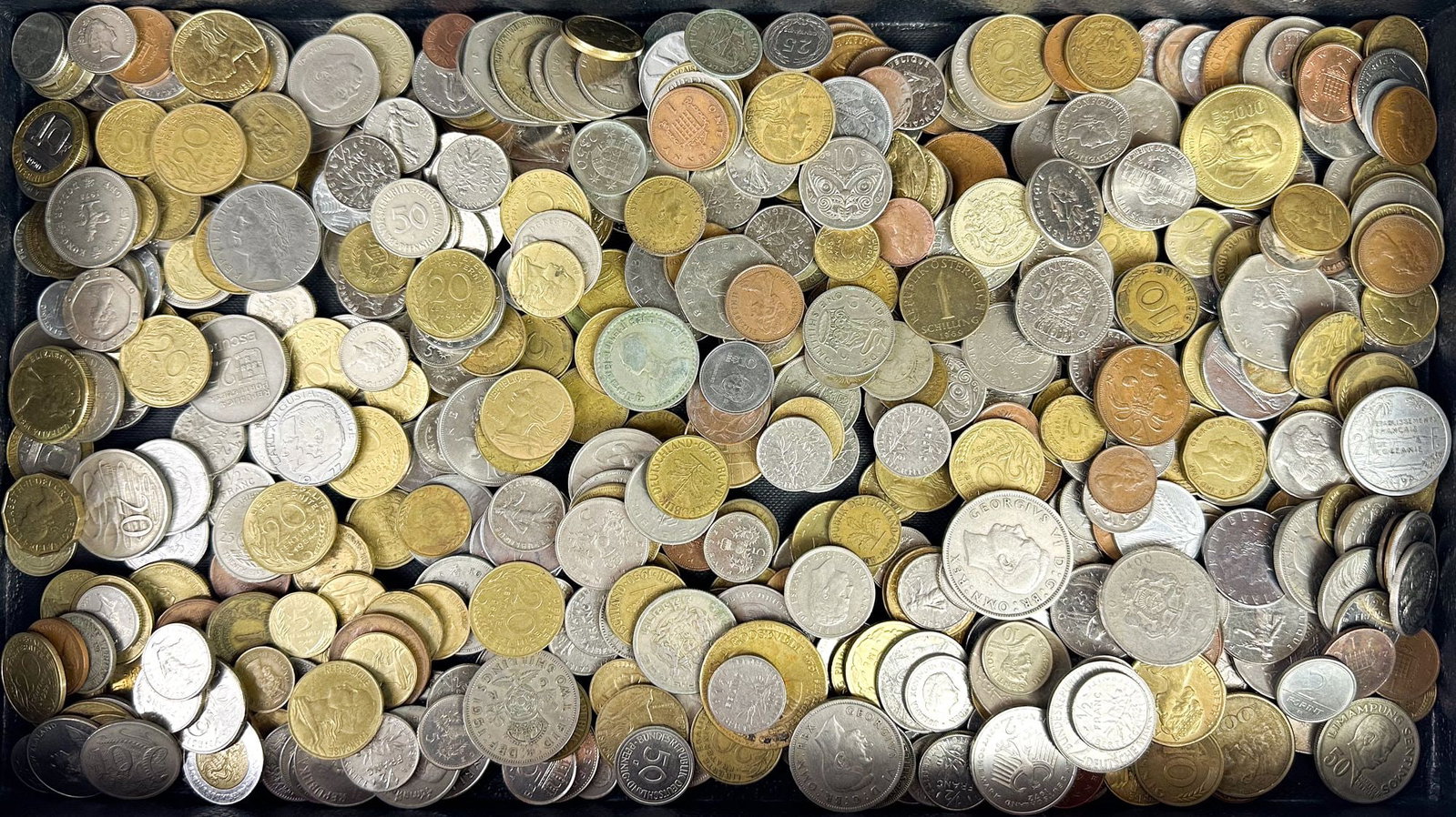 5 Lbs of World/Foreign Coins, Mixed 20th Century (1 of 4)