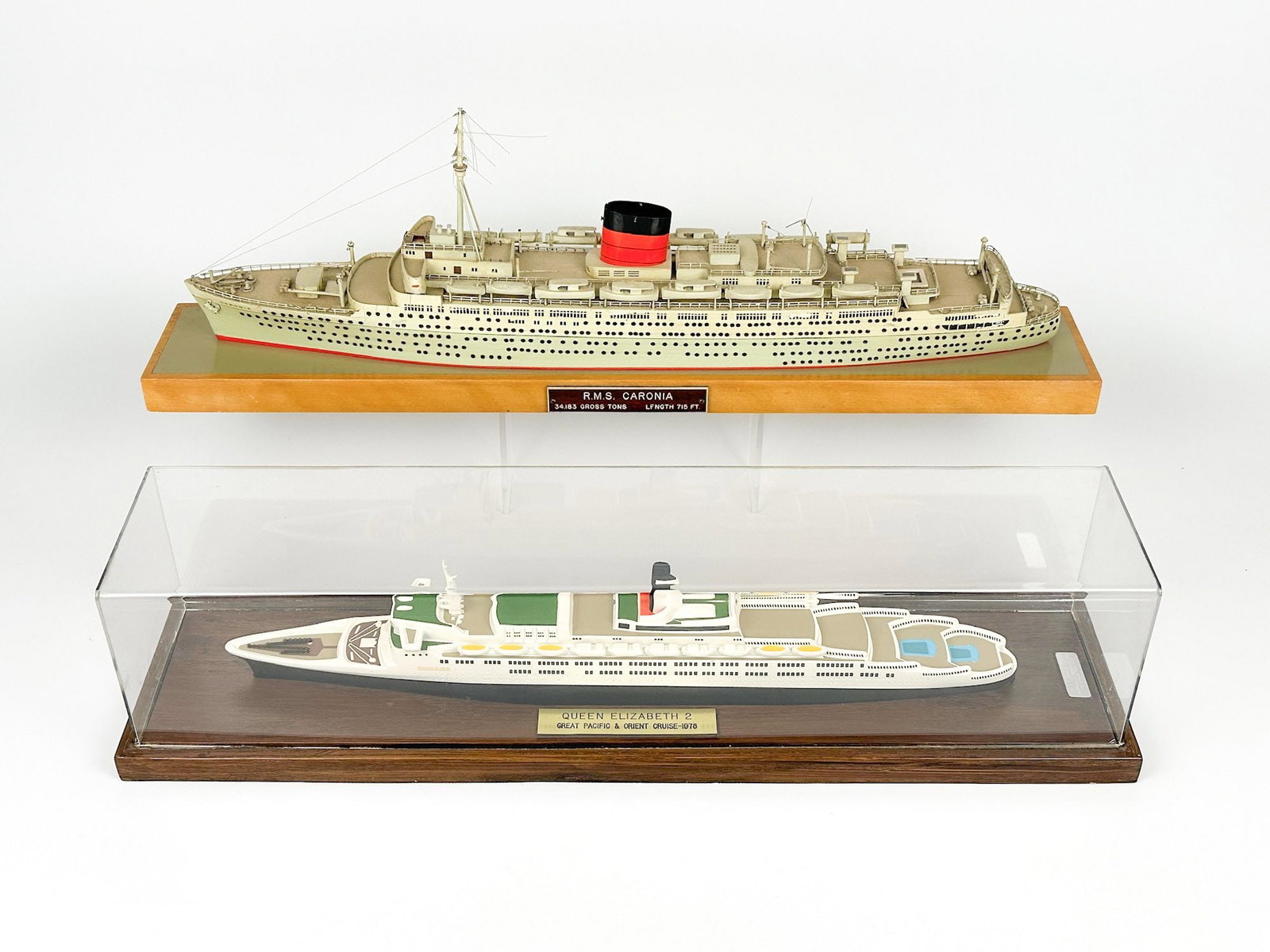 Lot of 2 RMS Caronia & Queen Elizabeth 2 Model Ships (1 of 7)