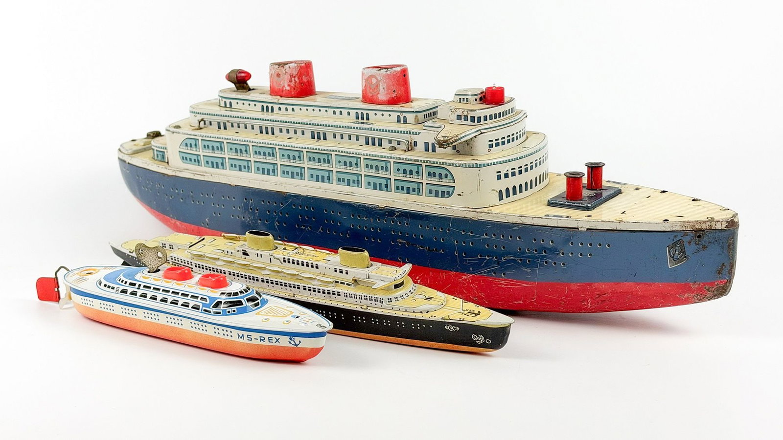 Lot of 3 Vintage Tin Toy Ships, Japan and Germany (1 of 7)