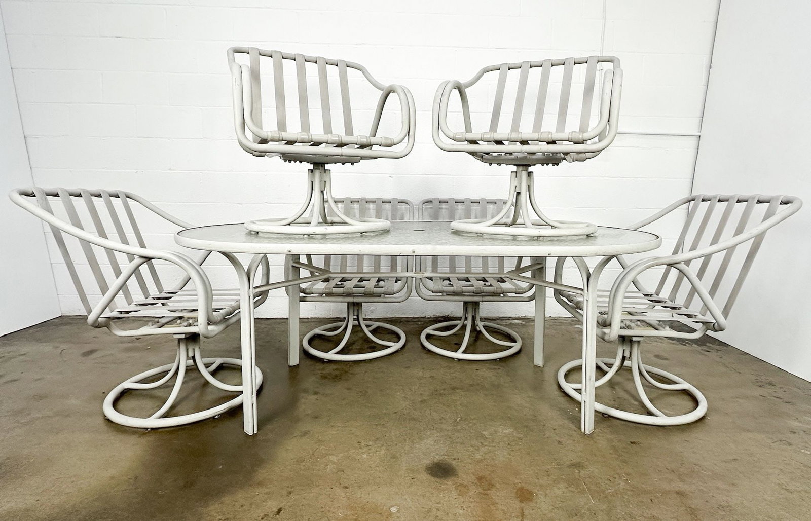 Vintage Brown Jordan Patio Table and 6 Swivel Chairs (1 of 4)
