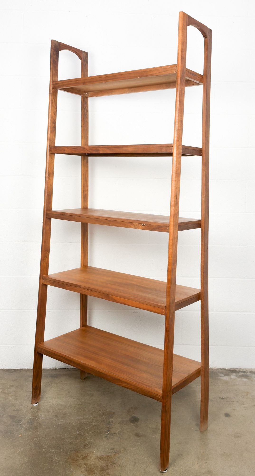 Midcentury Style Wood Open Bookshelf with Five Shelves: Wooden bookshelf features five solid wood shelves. Dimensions: Approximately 75 in H x 32 in W x 16 in D. LOCAL PICK UP INFORMATION:Wednesday, September 16, 10:00 AM-2:00 PM at 8059 Foothill Blvd, Sun