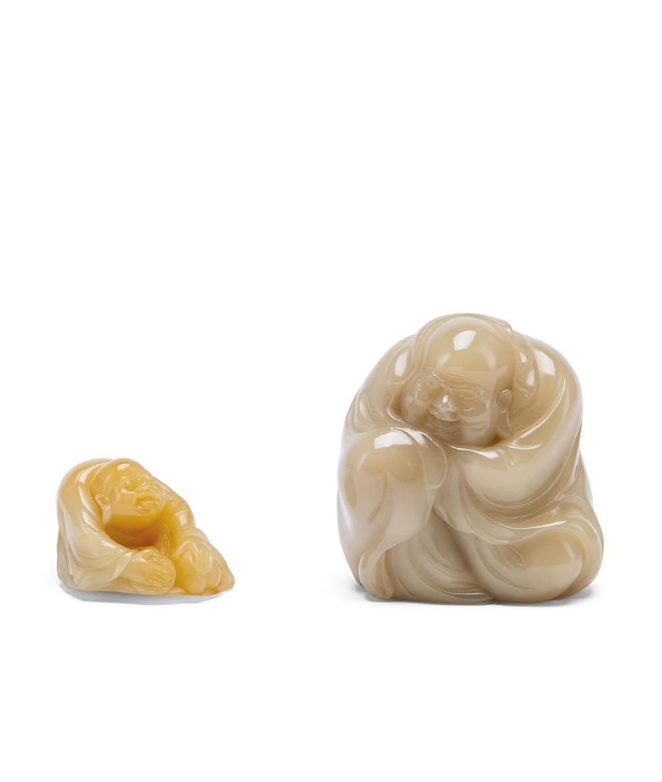 A SET OF TWO SOAPSTONE 'MAITREYA' ORNAMENTS BY GAN: 162 A SET OF TWO SOAPSTONE 'MAITREYA' ORNAMENTS BY GAN WEN-SHENG H3cm / H6cm ESTIMATES: TWD 20,000-40,000