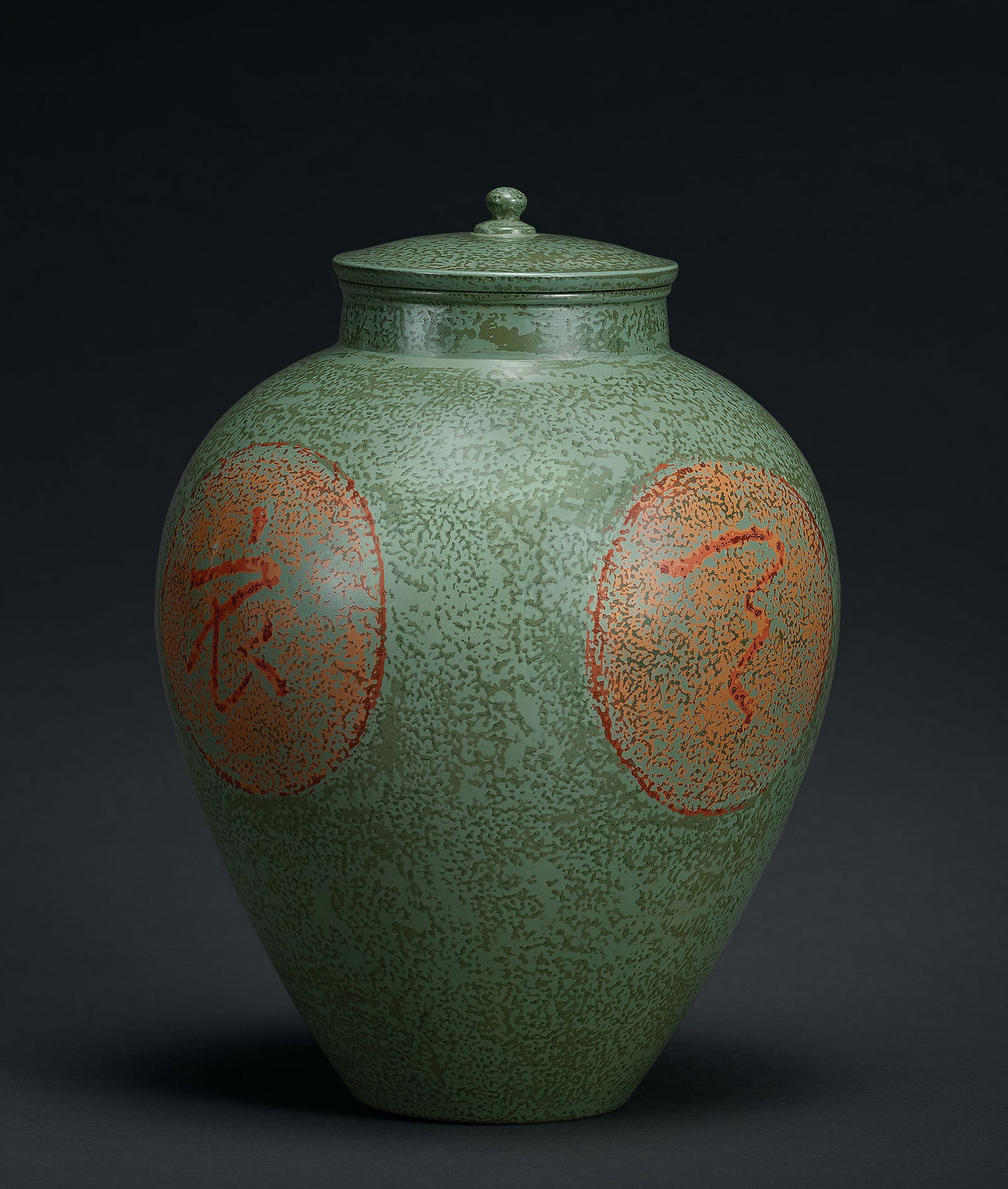 Nakagawa Tessai, a Lacquer-Coated Ceramic Tea Container, Showa Period (1 of 2)