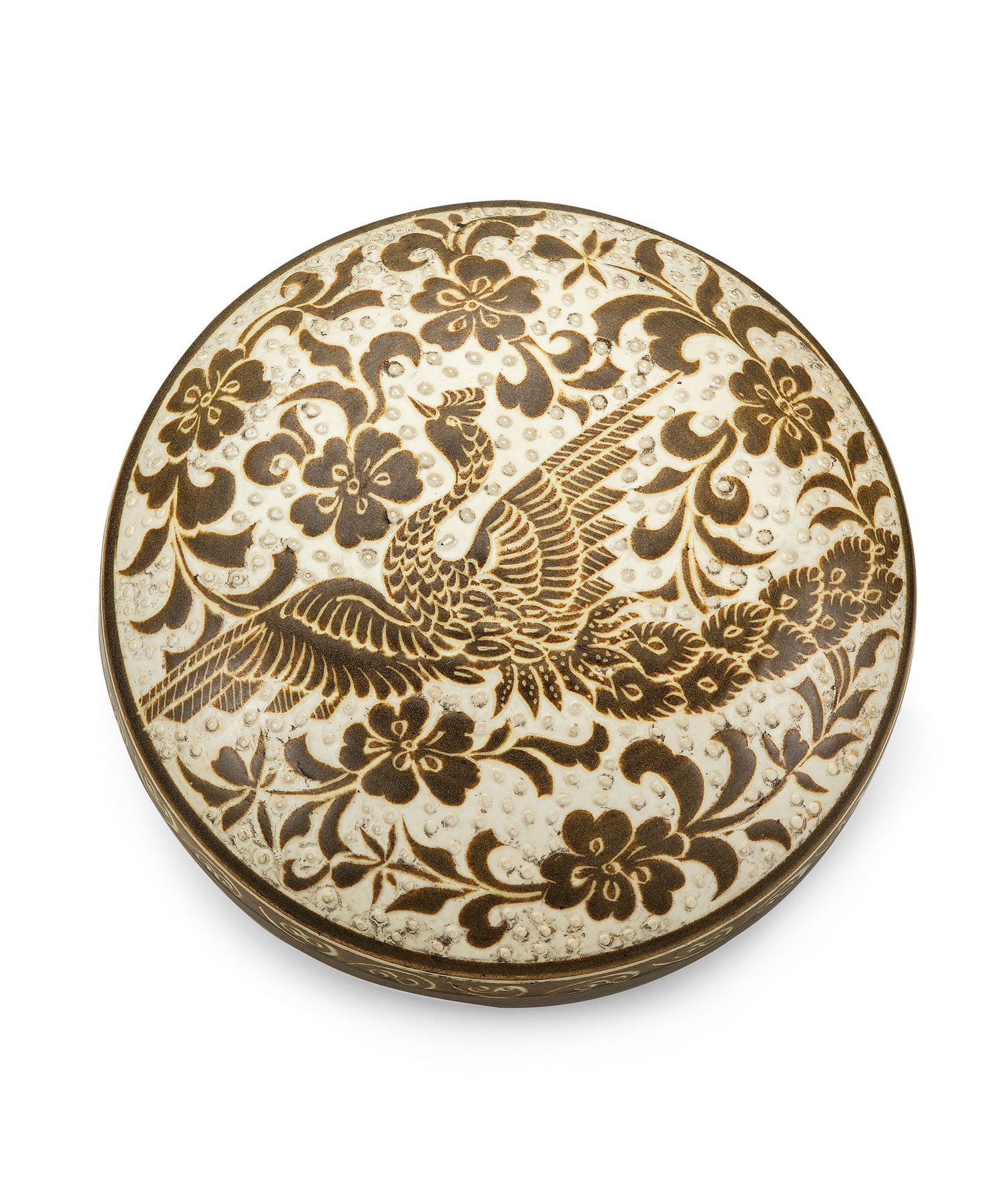 A White-Ground Painted 'Phoenix' Box and Cover: 133 白地褐釉鳳紋蓋盒 D21.5cm 來源：美國重要私人收藏 預估價： T
