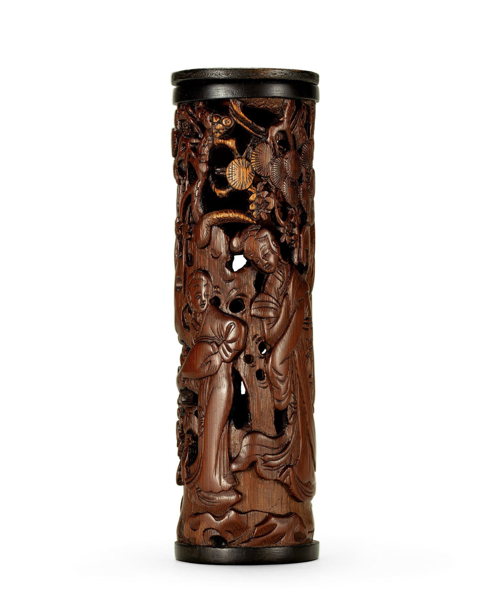 A Carved Bamboo 'Lady' Incense-Holder, Qing Dynasty: 217 清 竹雕仕女香筒 H12cm 來源： Mr. Gary Kuo 收藏 預估價： TWD 20,000-30,000 RMB 4,400-6,700 A Carved B