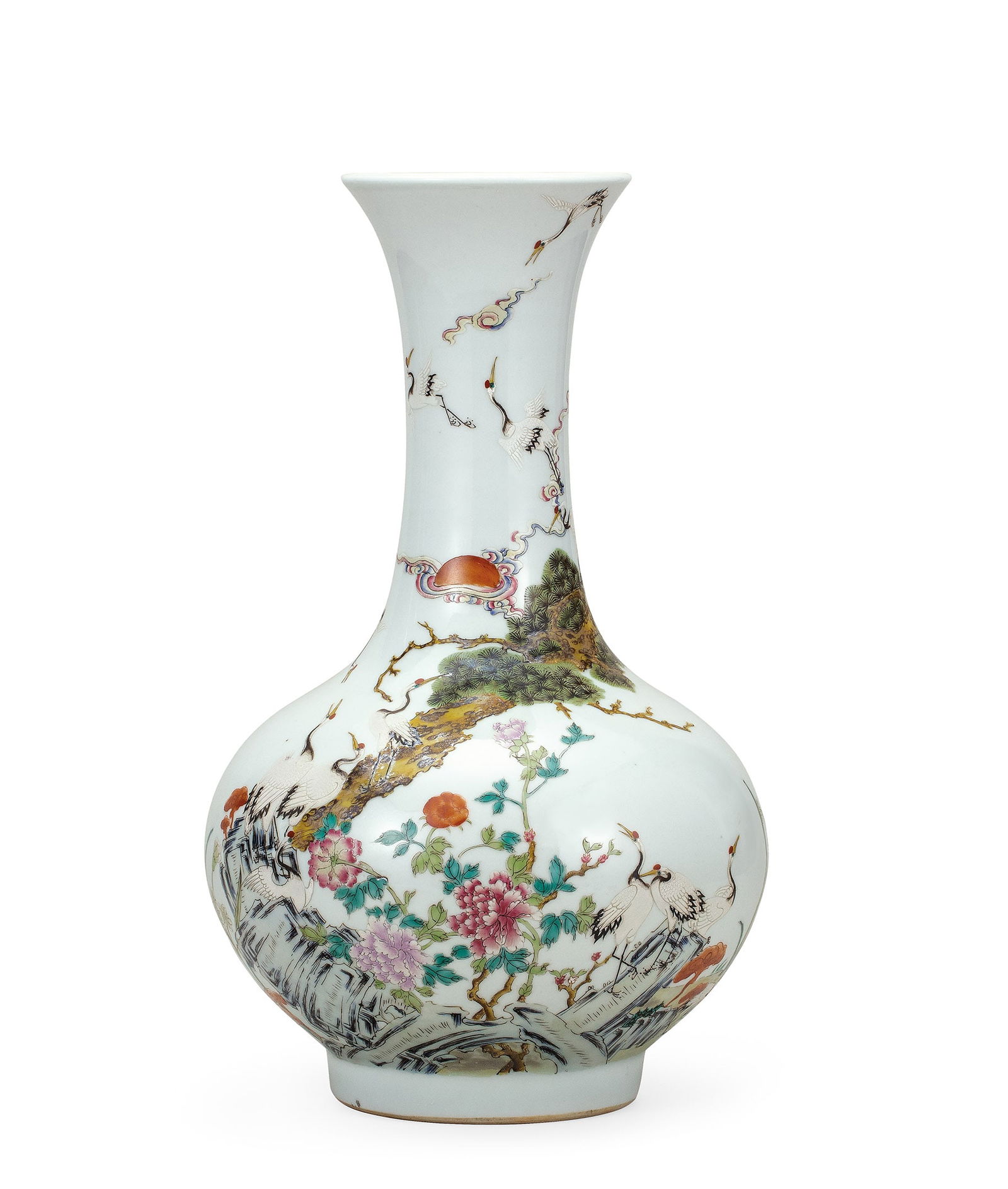 A Famille-Rose 'Pine and Crane' Vase, Republic Period: 239 民國 粉彩松鶴延年圖瓶 「洪憲年製」款 H36cm 預估價： TWD 30,000-50,000
