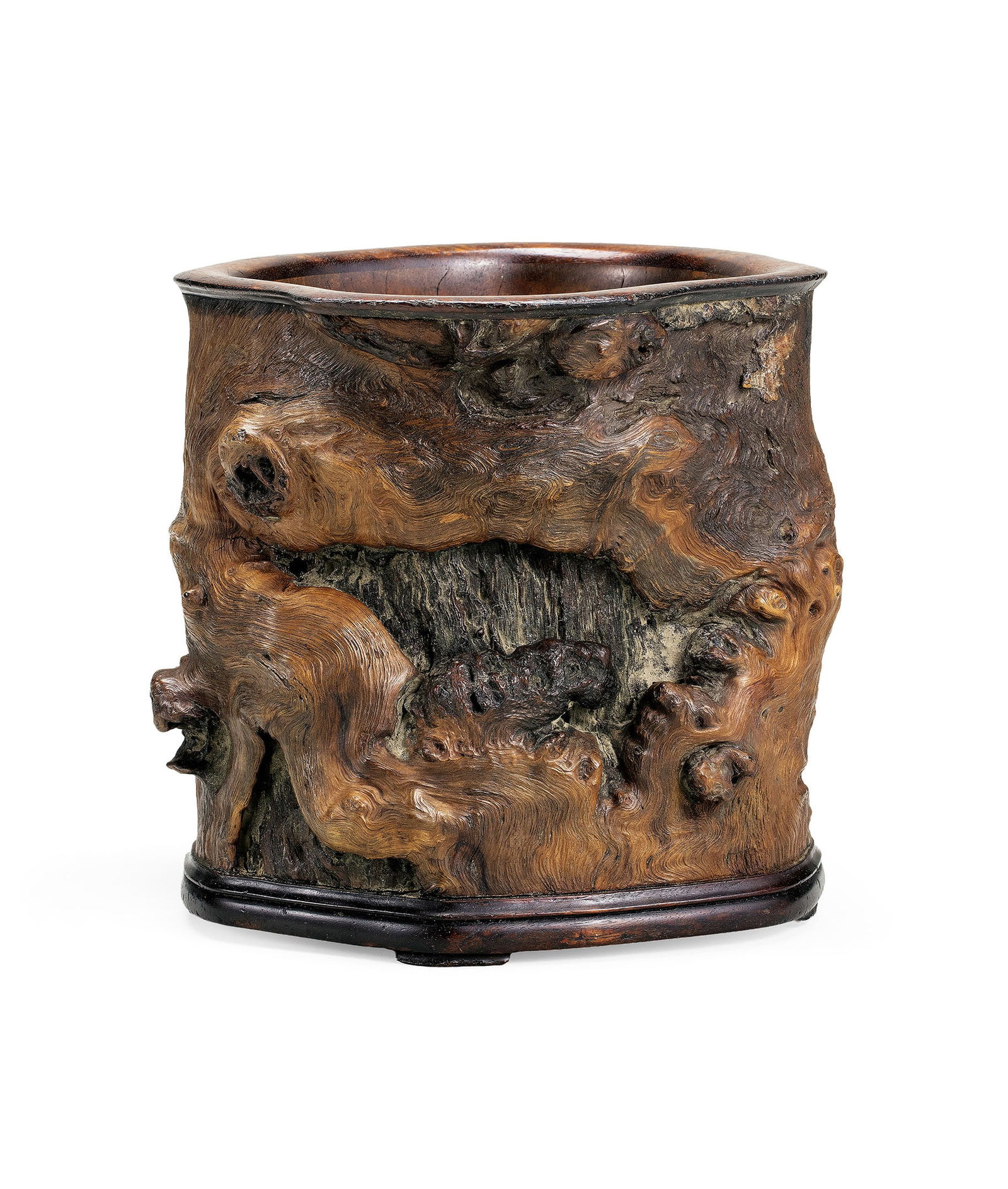 A Wood Brushpot, Qing Dynasty: 287 清 自然木筆筒 H15.5cm 款識：神筆 來源：瑞典 Karl Anders Peter Henriksson 收藏 預&#