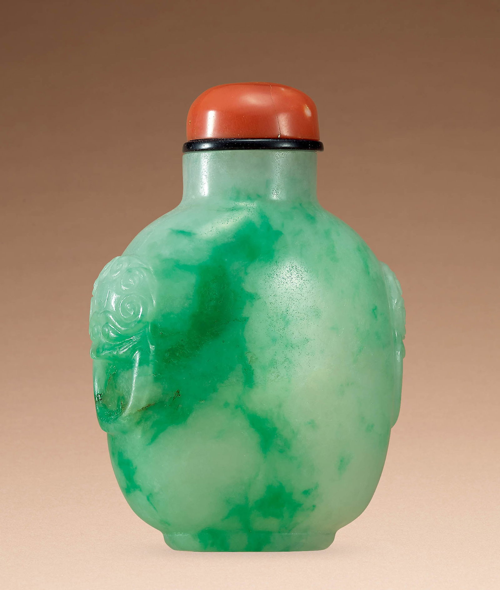 Fine Jadeite Snuff Bottle, Qing Dynasty (1 of 2)