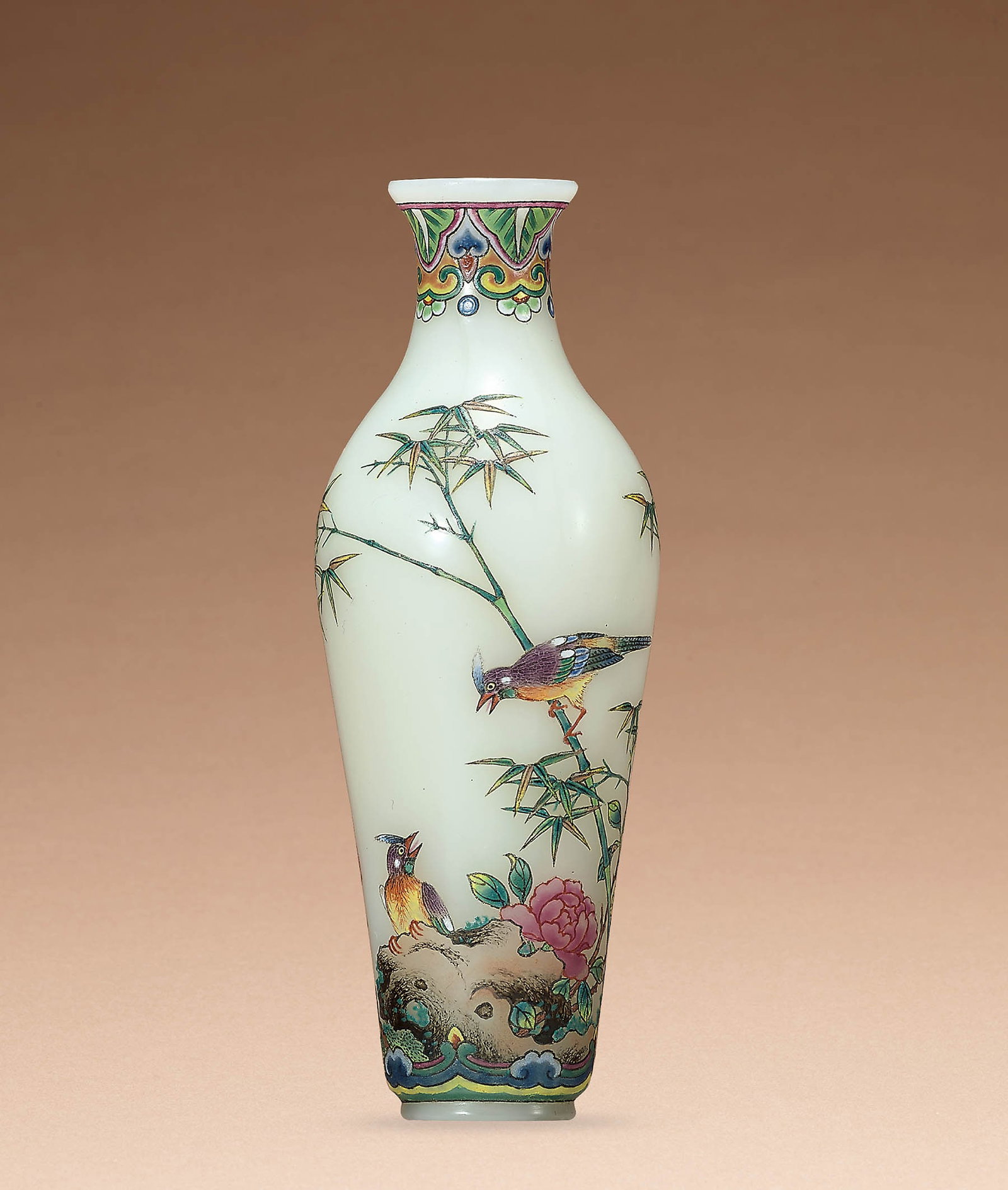 Enameled White Glass Bird & Flower Vase, Qianlong M&P: 318 清乾隆 涅白地玻璃胎畫琺瑯花鳥圖瓶 「乾隆年製」款 H7.4cm &#