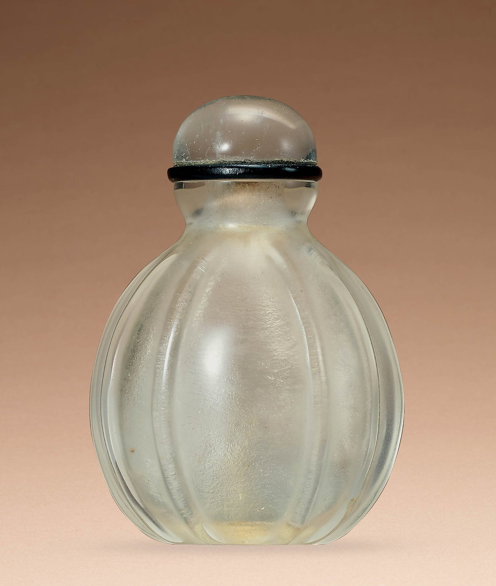 Rock Crystal Melon-Shaped Snuff Bottle, Qing (1 of 1)