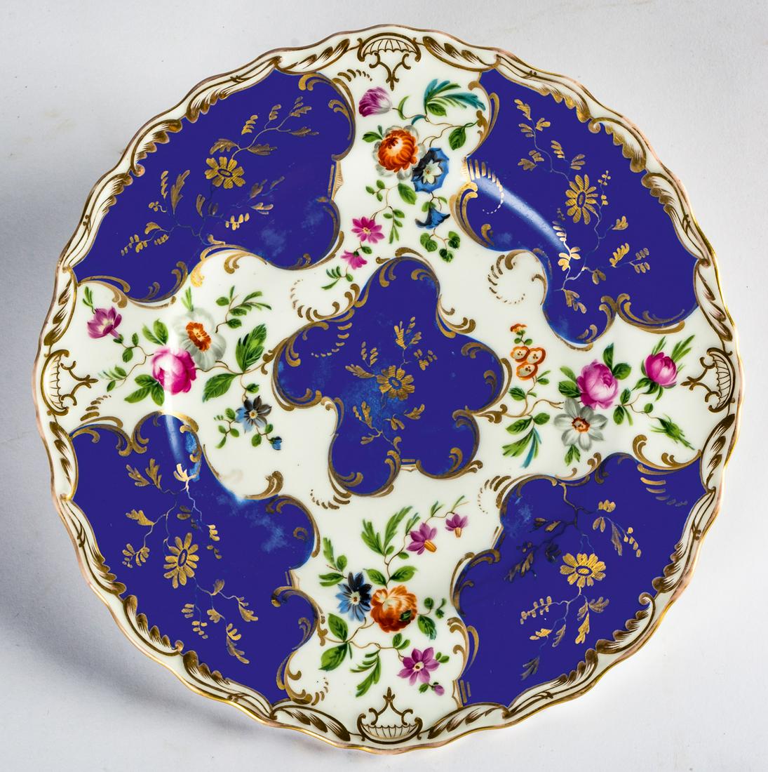 A RUSSIAN PORCELAIN PLATE WITH FLOWERS (1 of 2)
