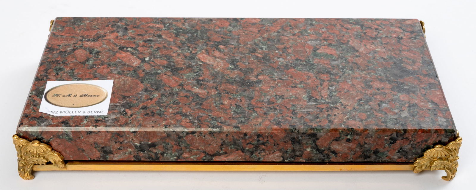 SMALL MARBLE TABLE: Bern, from the studio of Heinz Müller, 20th c. 30 x 15 x 4 cm