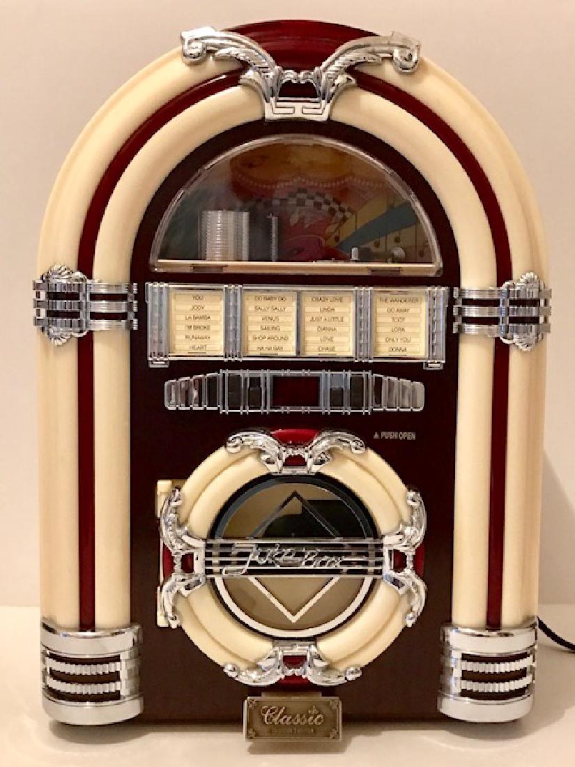 Large Nostalgic Classic Juke Box Radio & CD Player: Like New with Papers and Original Box