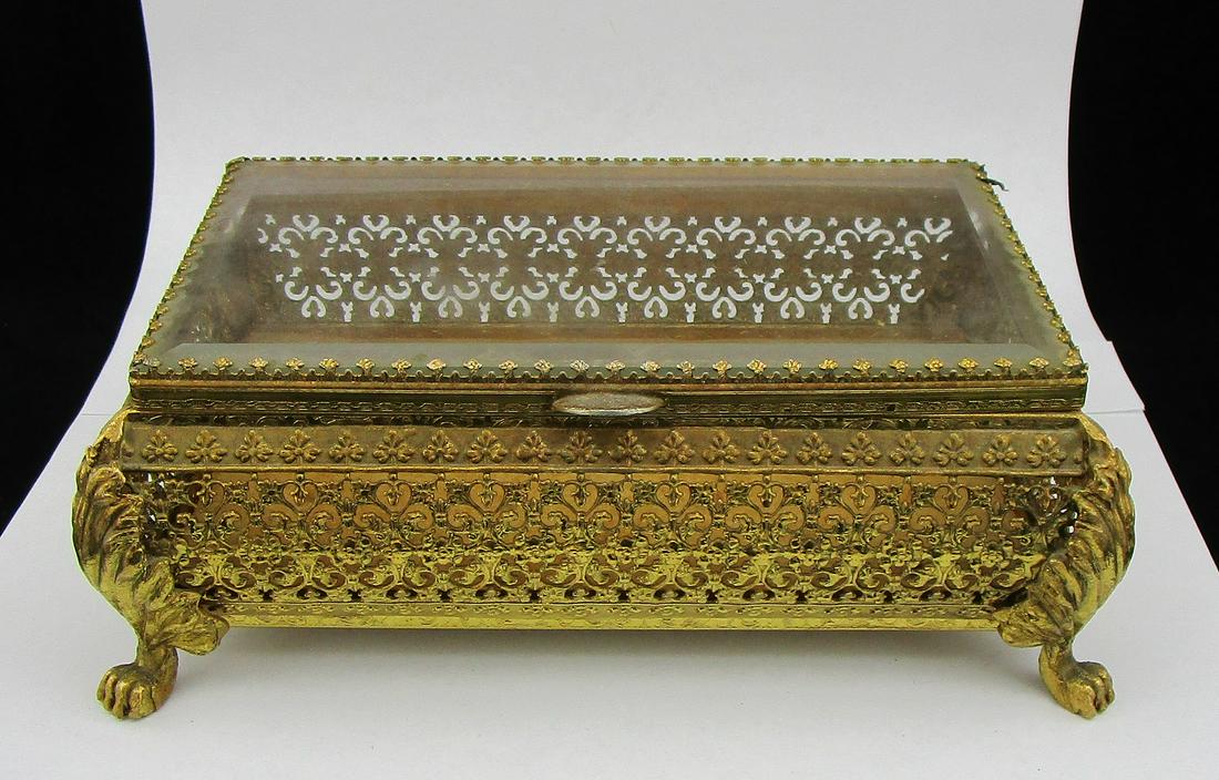Vintage European Style Ormolu Jewlery Box: Measures 3'' tall c 6.5 '' diameter