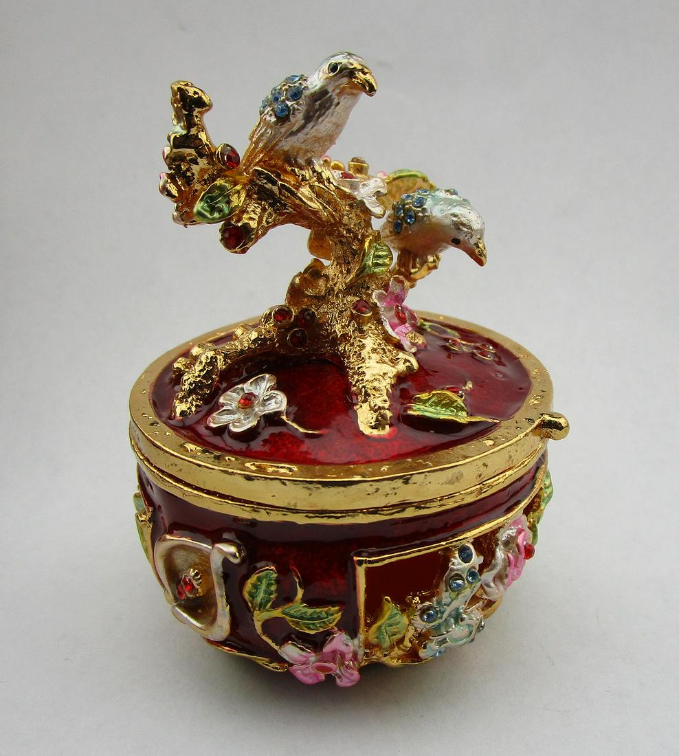 Enamel and Rhinestone Recticulated Birds and Flowers: Enamel and Rhinestone Recticulated Birds and Flowers Trinket Box
