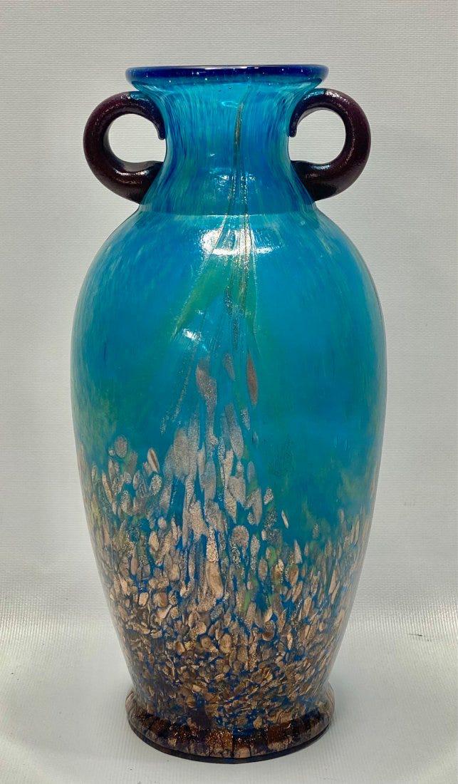 VINTAGE Dale Tiffany Art Glass Copper Amphora: VINTAGE Dale Tiffany Art Glass Amphora. 10.25" Tall.