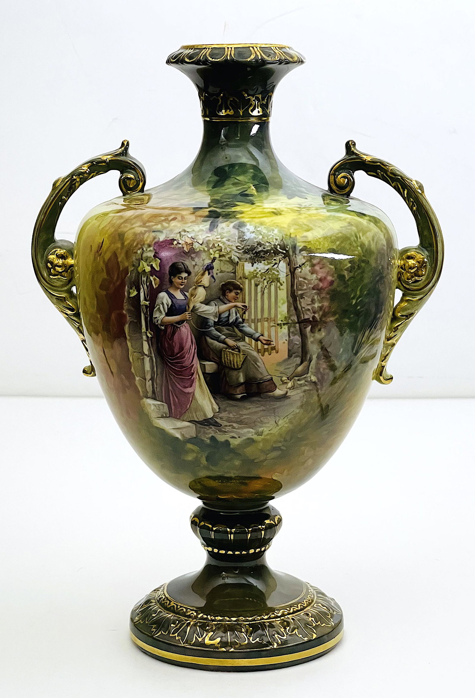 19th Century Royal Bonn Urn: 19th Century Royal Bonn Urn with hand painted English scene and gilded handles. Royal Bonn markings below. Dimension: 13.75 "H x 9.50" W (in).