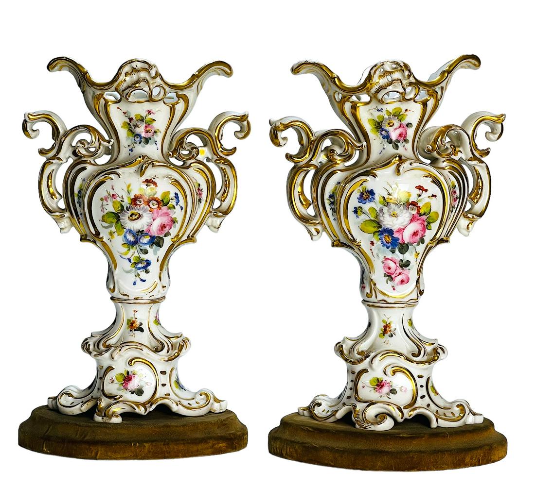 Pair of Antique Hand-Painted French Porcelain Old Paris Vases (1 of 14)