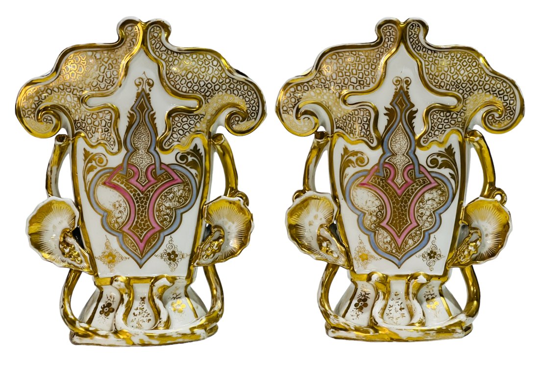 Pair of 19th Century, Old Paris Porcelain Vases. (1 of 9)