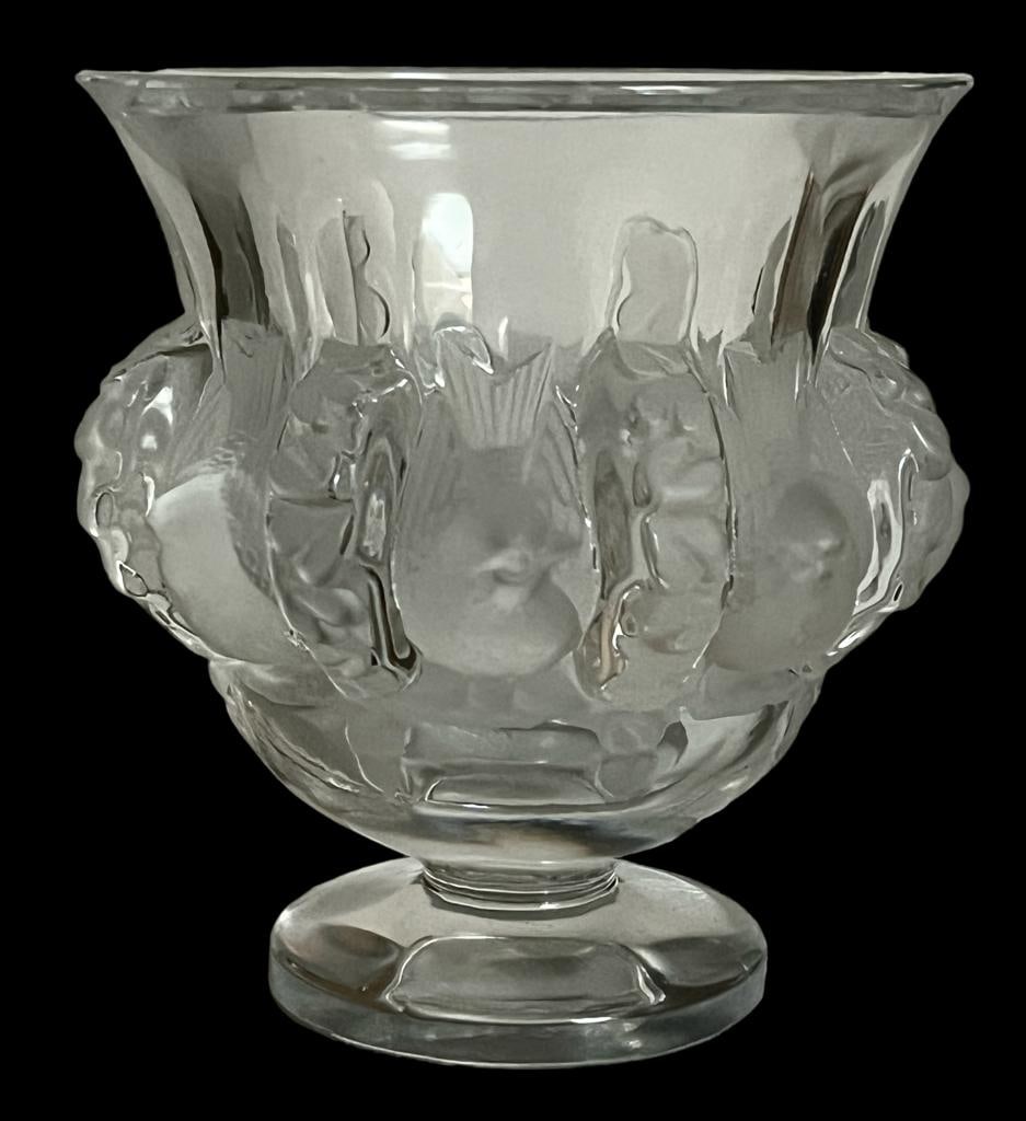 Lalique "Dampierre" Crystal Vase. (1 of 8)