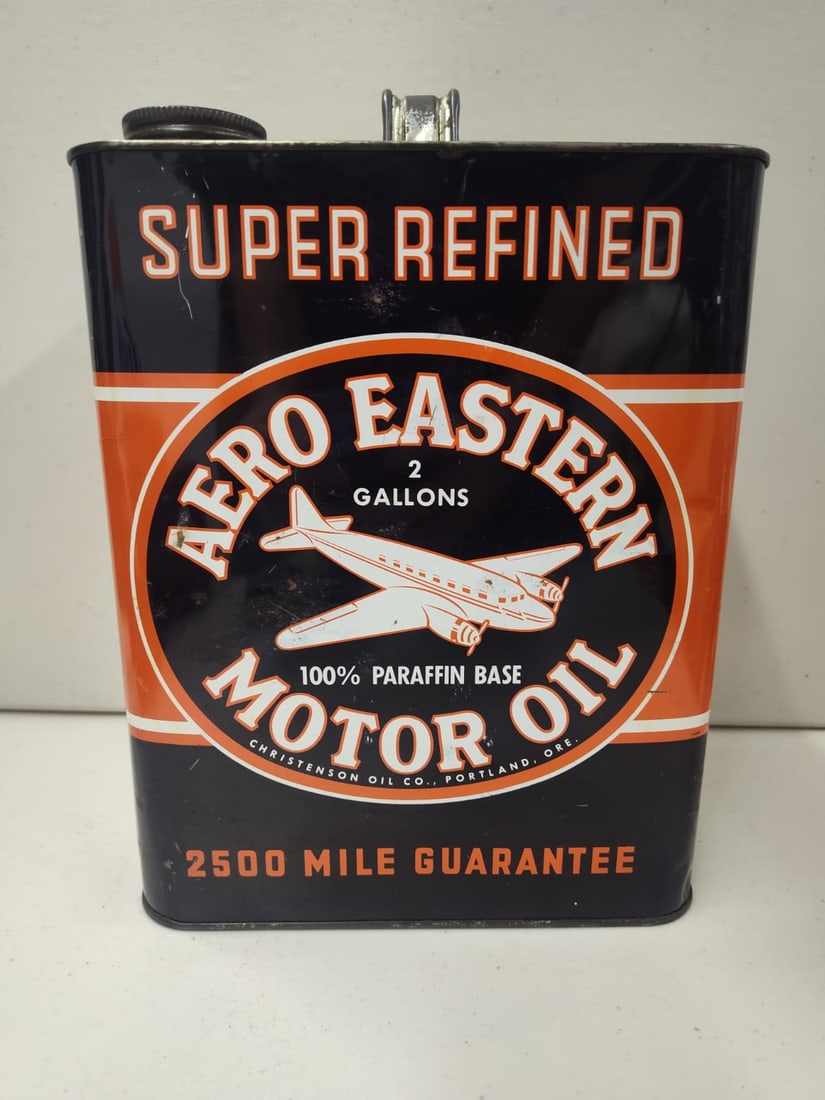 Vintage Aero Eastern Motor Oil 2 Gallon Can. (1 of 5)