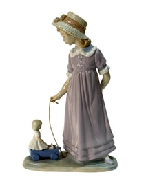 Girl with Toy Wagon, Lladró 5044.