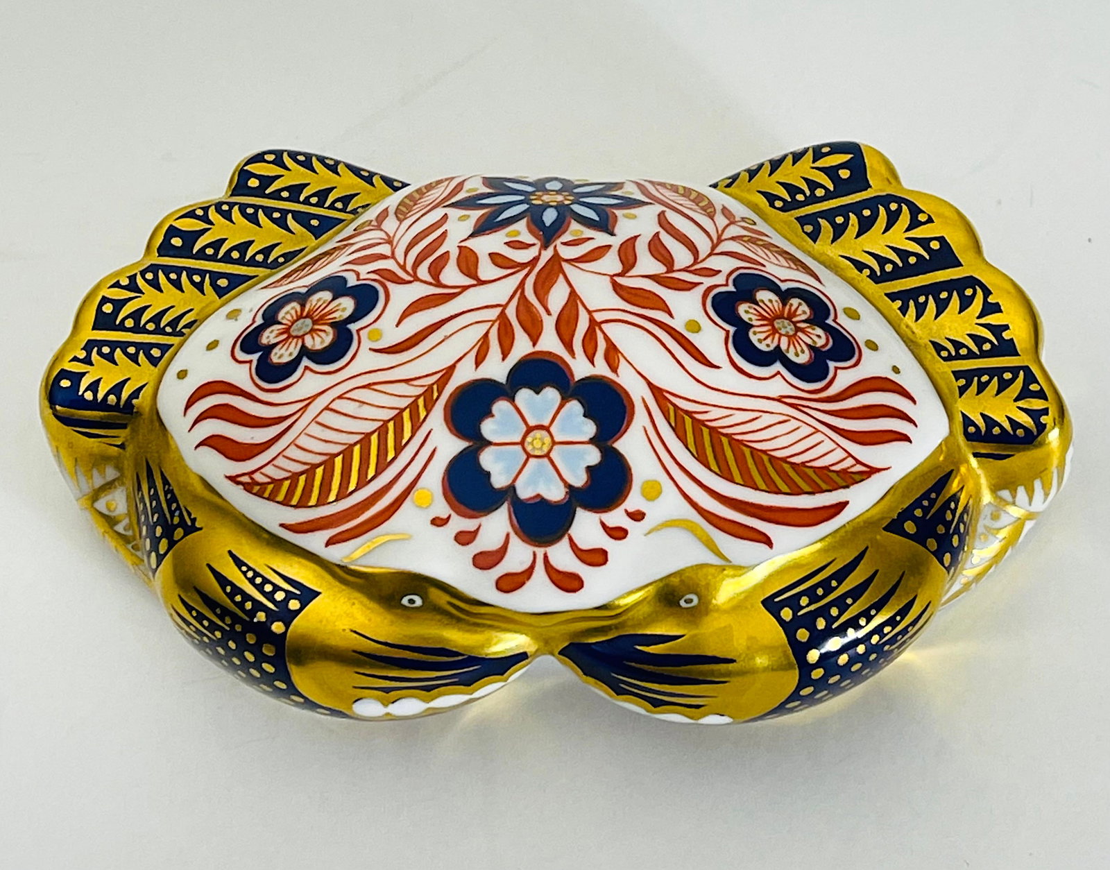 Royal Crown Derby Old Imari Crab.: Royal Crown Derby Old Imari Crab, signed to base. 1.50 "H x 4.50" W x 2.75 D in.