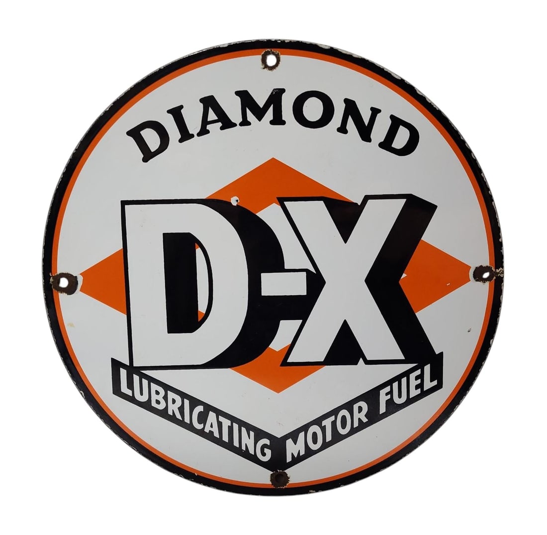Round Porcelain Diamond D-X Motor Fuel Advertising Sign / Pump Plate. (1 of 4)