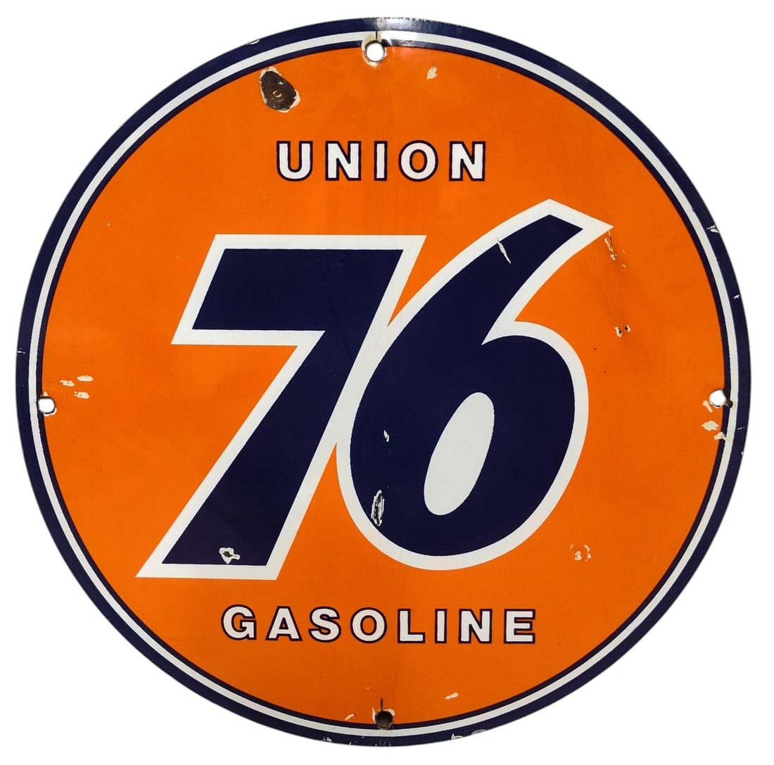 Round Porcelain Union 76 Gasoline Advertising Sign / Pump Plate. (1 of 2)