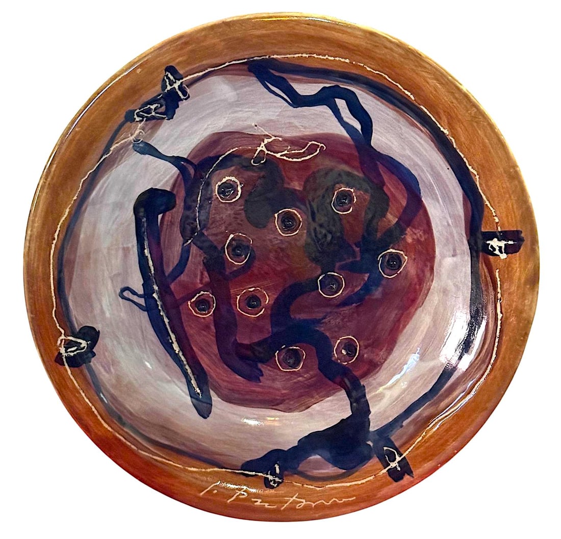 Lucio Fontana, Concetto spaziale, Glazed terracotta plate, signed. (1 of 3)