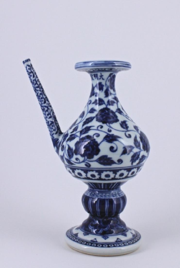 Ming Blue&White Floral Porcelain TeaPot XuanDe Mar (1 of 9)