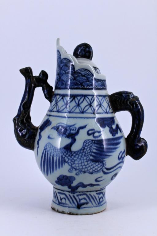 Blue&White Phoenix Pot with Lid Ming Period (1 of 5)